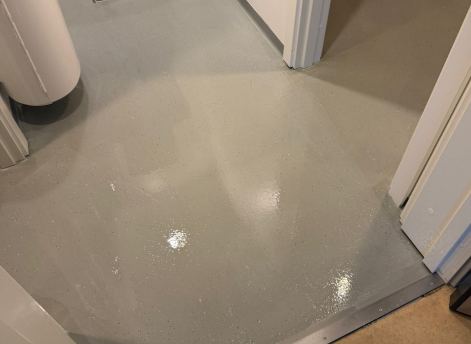 PU belægning på toilet